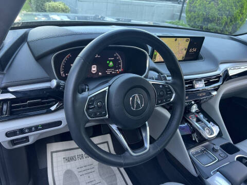 2024 Acura MDX w/Tech