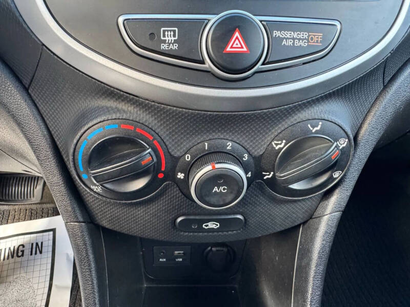 2014 Hyundai Accent GS