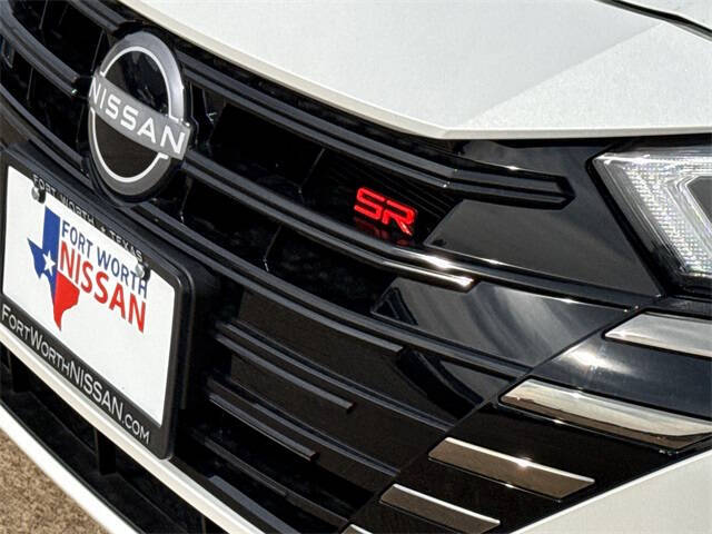 2025 Nissan Versa SR