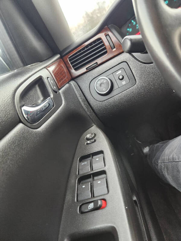 2011 Chevrolet Impala LS