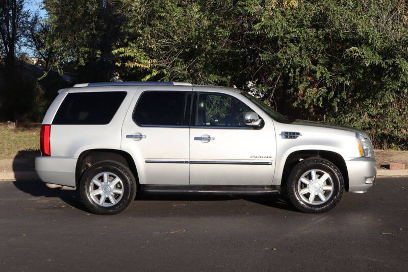 2011 Cadillac Escalade