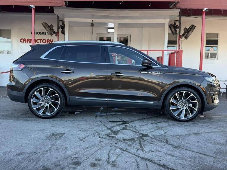 2019 Lincoln Nautilus Reserve