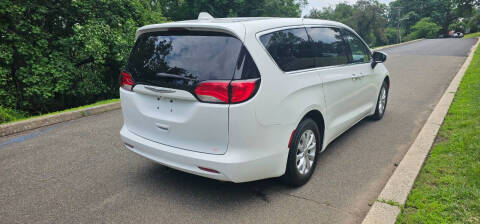 2017 Chrysler Pacifica Touring