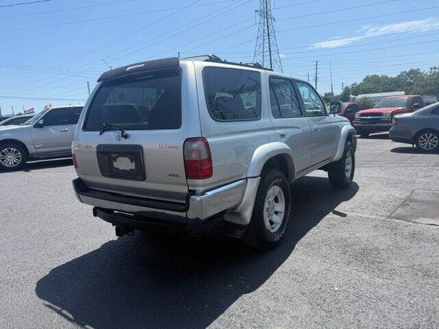 2000 Toyota 4Runner SR5