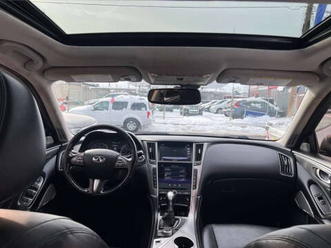 2017 Infiniti Q50 2.0T