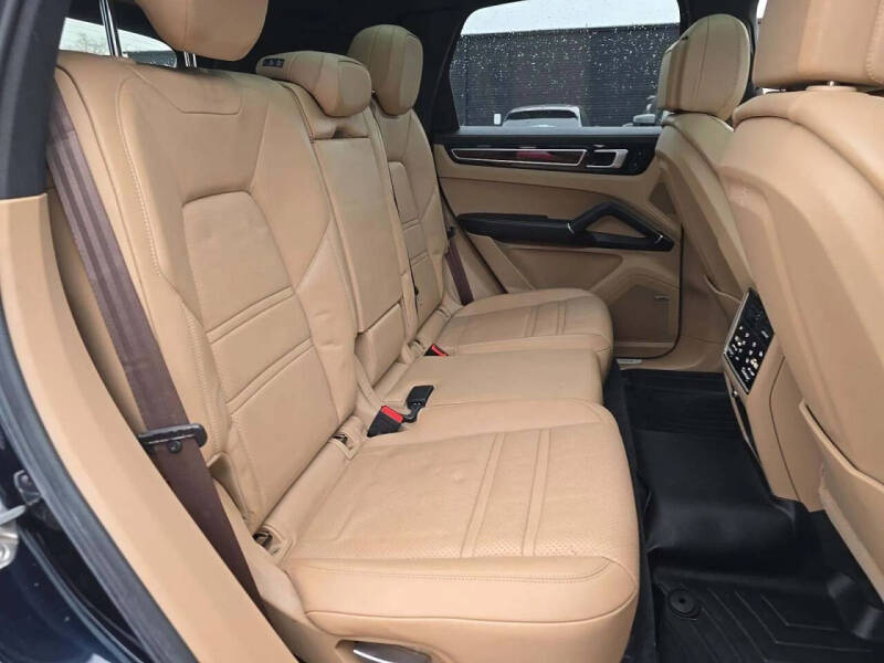 2019 Porsche Cayenne S