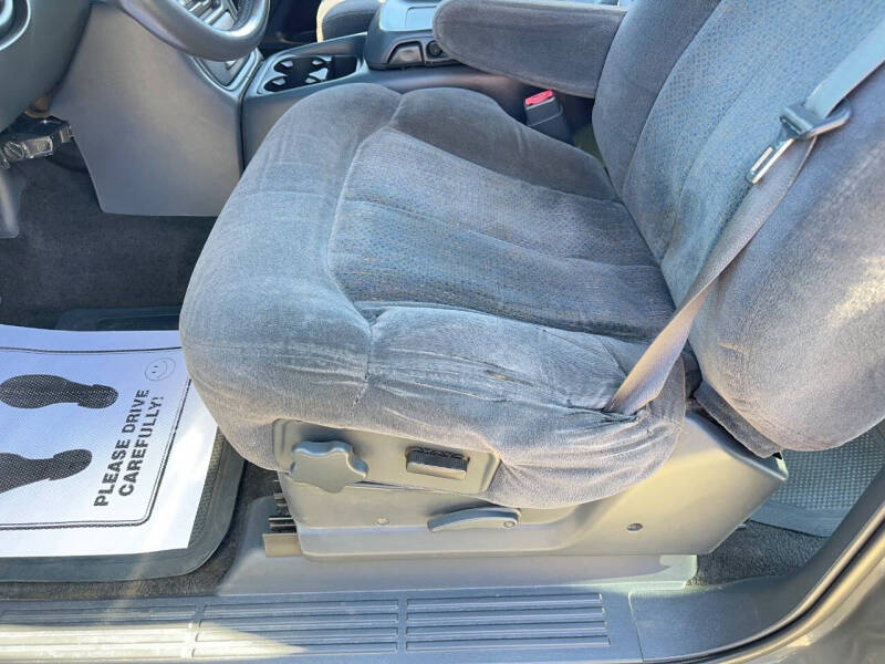 2002 Chevrolet Silverado 2500HD LS