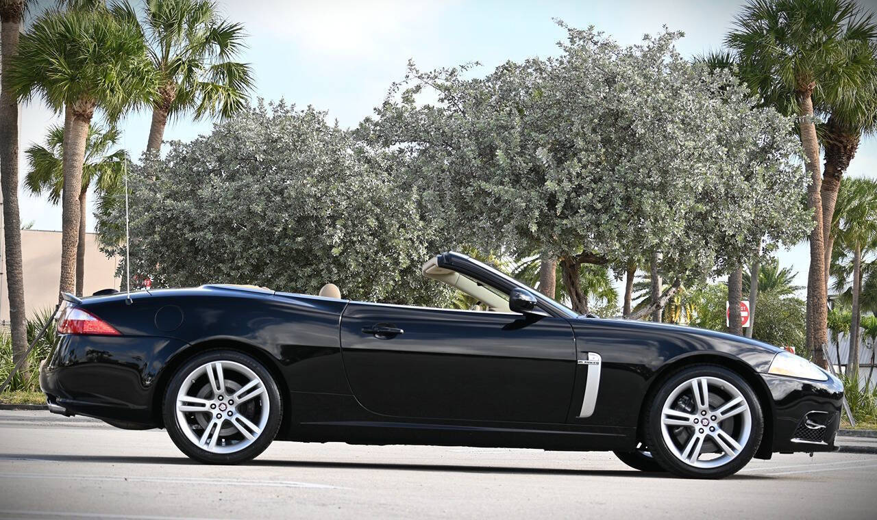 2007 Jaguar XK-Series 12