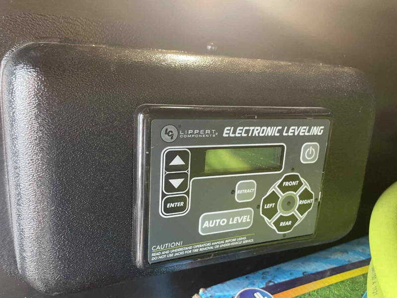 2022 Forest River ARCTIC WOLF