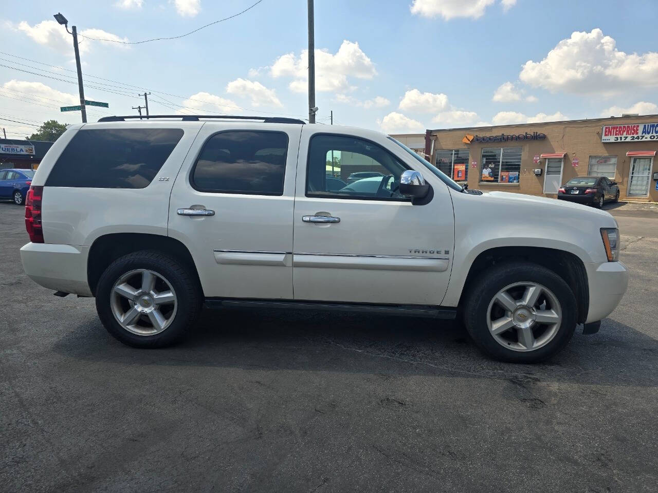 2008 Chevrolet Tahoe for sale at HEARTLAND AUTO SALES in Indianapolis, IN