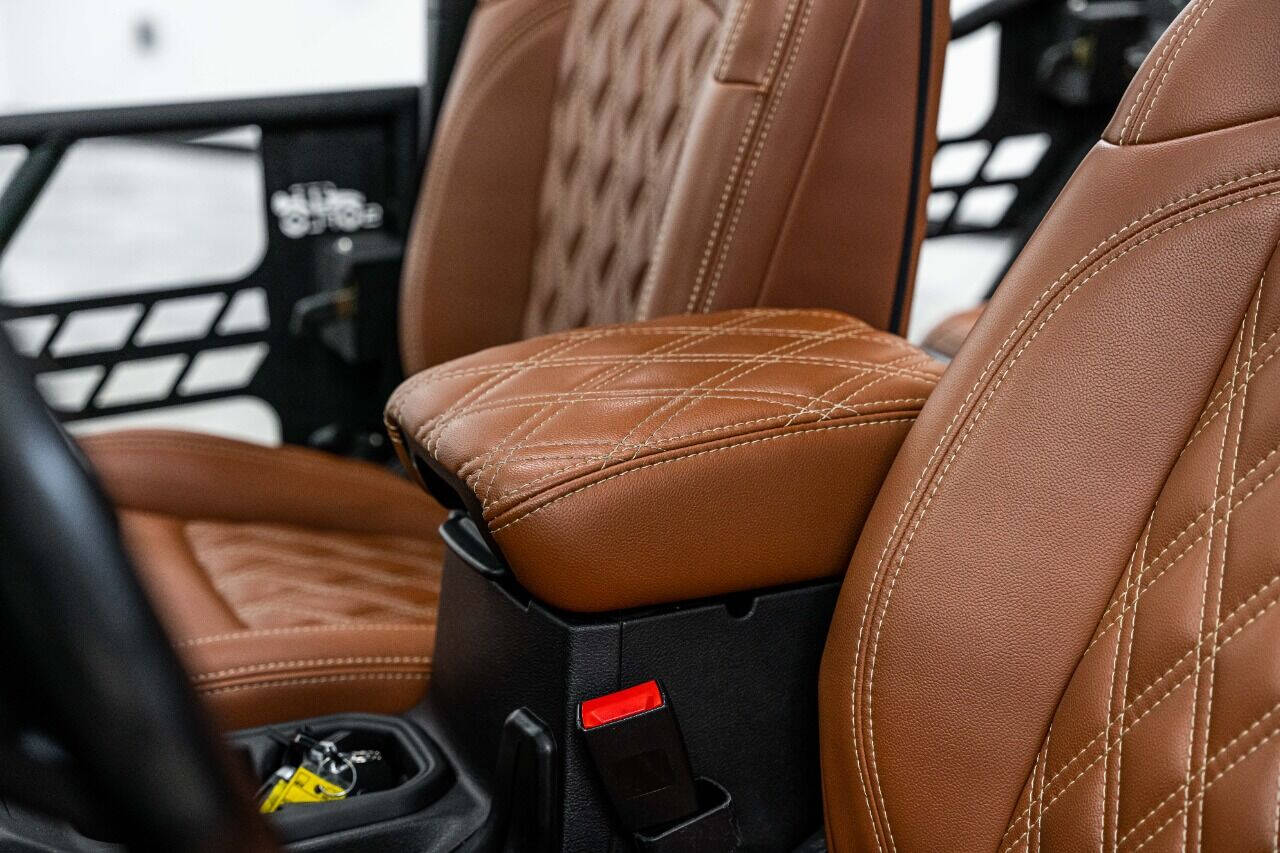 2020 JEEP Wrangler SUV / Crossover - $47,999