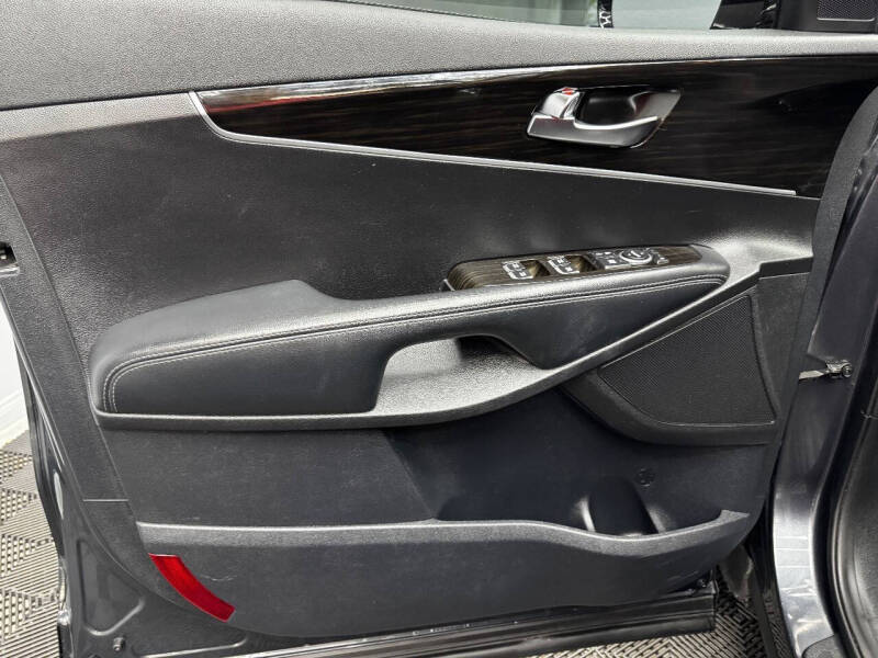 2020 Kia Sorento LX V6