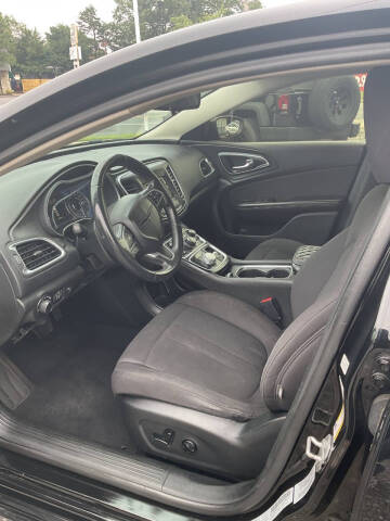 2015 Chrysler 200 Limited