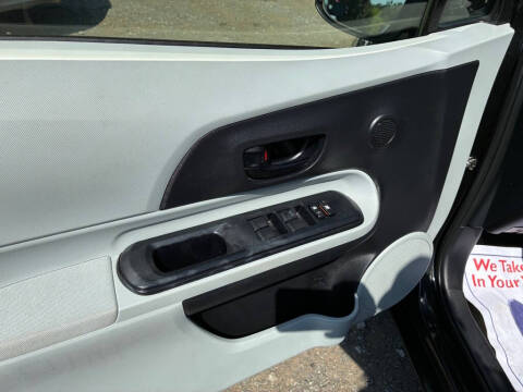 2014 Toyota Prius c