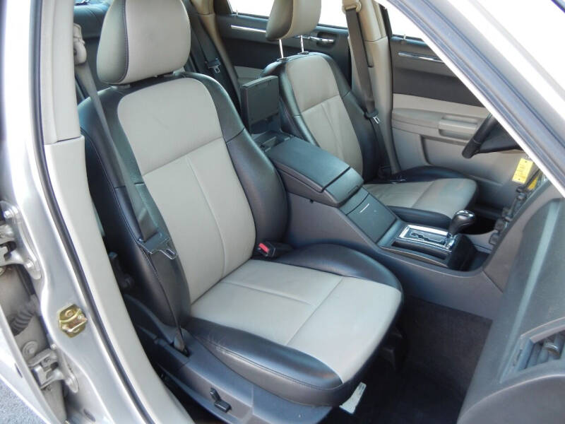 2006 Chrysler 300 Touring