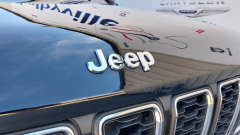 2023 Jeep Grand Cherokee Laredo