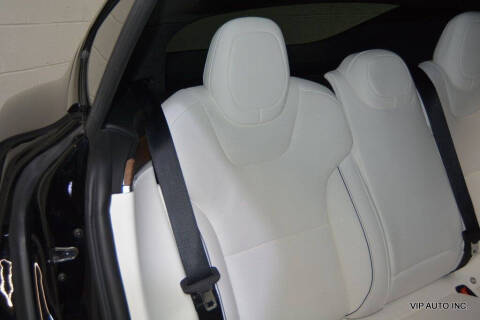 2022 Tesla Model S Plaid