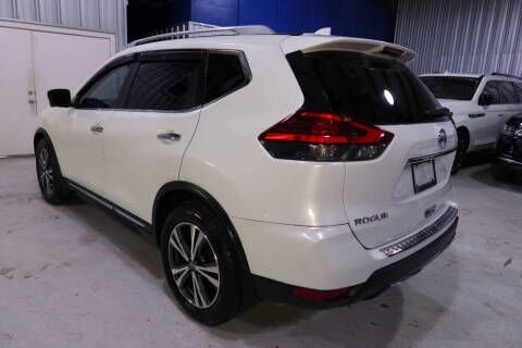 2017 Nissan Rogue SL