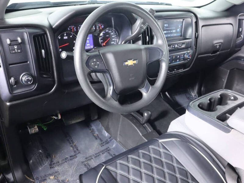 2018 Chevrolet Silverado 1500 Custom
