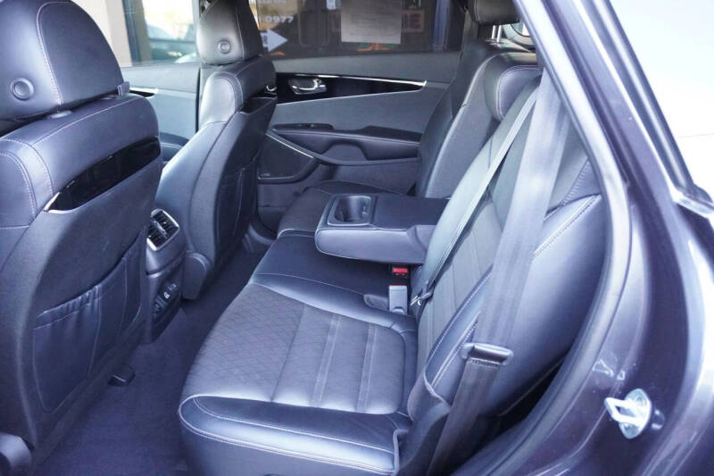 2018 Kia Sorento SX Limited V6