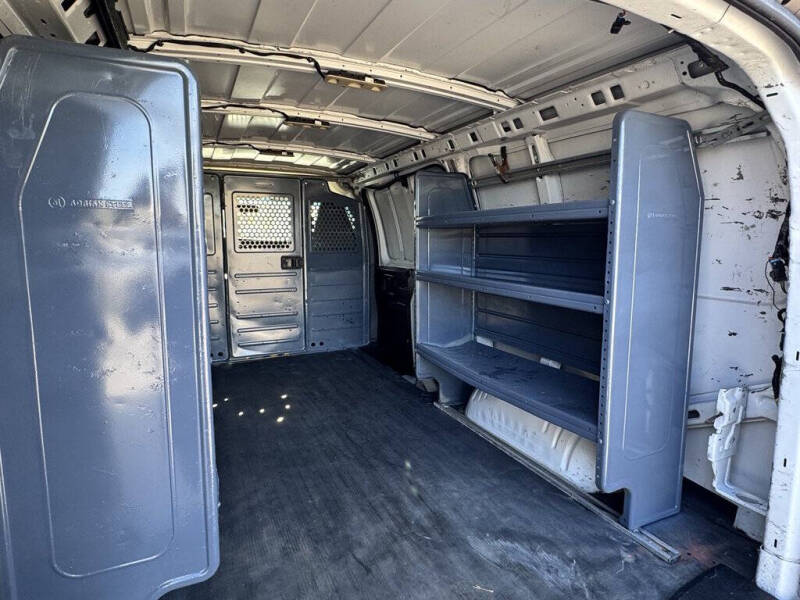 2021 Chevrolet Express 2500