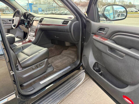 2014 Cadillac Escalade Luxury