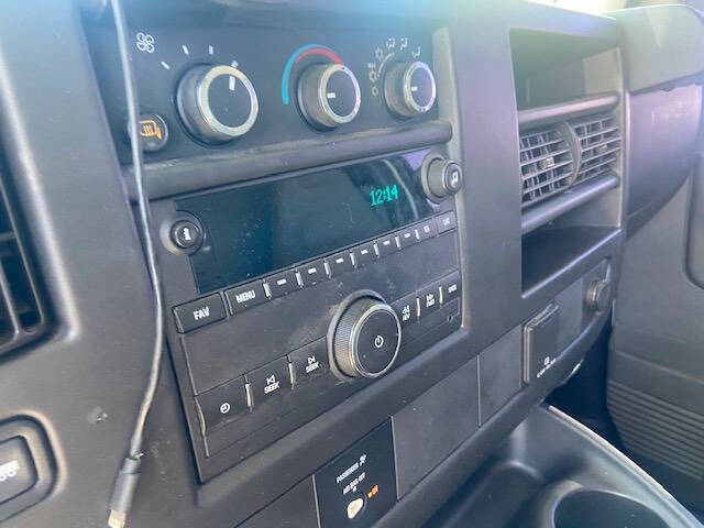 2017 Chevrolet Express 2500