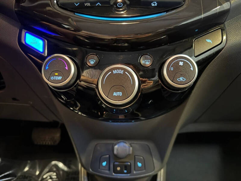 2016 Chevrolet Spark EV 2LT