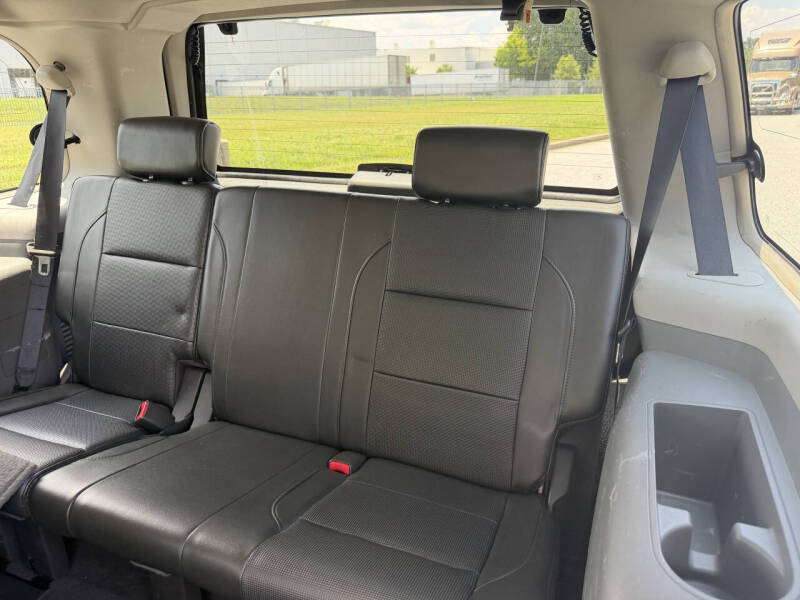 2006 Nissan Armada LE