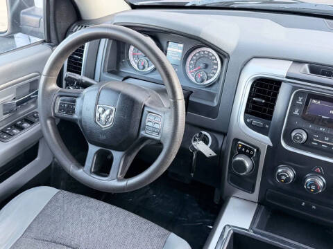 2013 RAM 1500 SLT