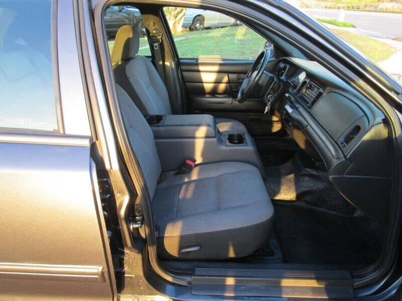 2010 Ford Crown Victoria