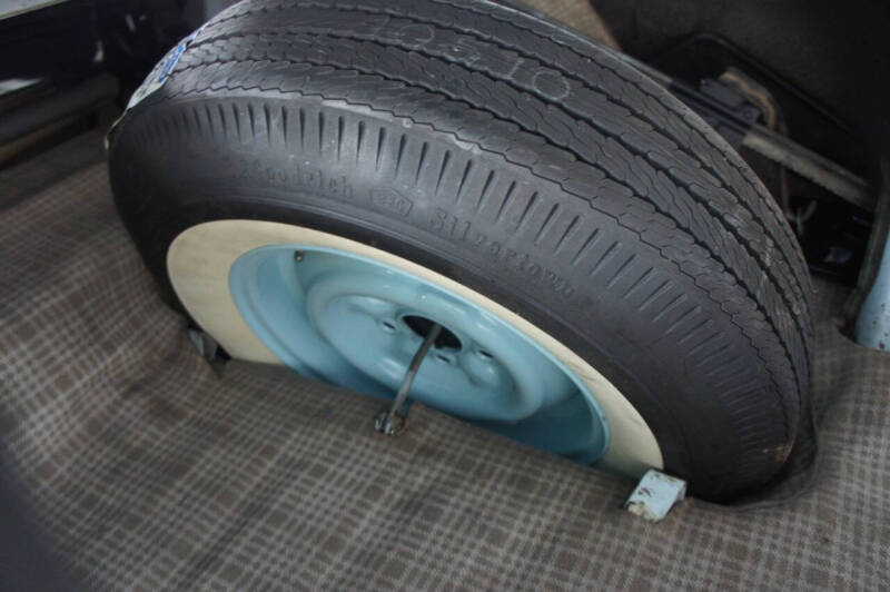 1957 Ford Thunderbird