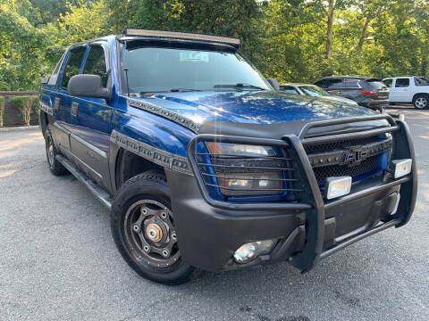 2003 Chevrolet Avalanche for sale at Urbin Auto Sales in Garfield NJ