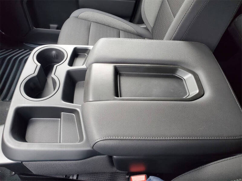 2026 GMC Sierra 1500 Elevation Standard