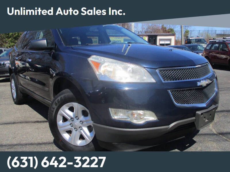 2011 Chevrolet Traverse LS's photo