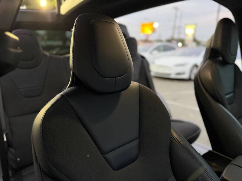 2016 Tesla Model X 75D