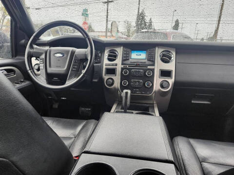 2017 Ford Expedition XLT