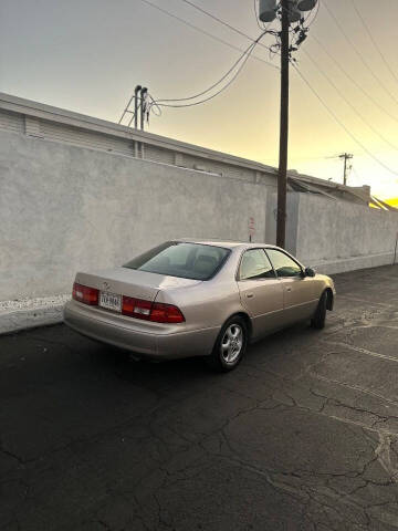 1999 Lexus ES 300