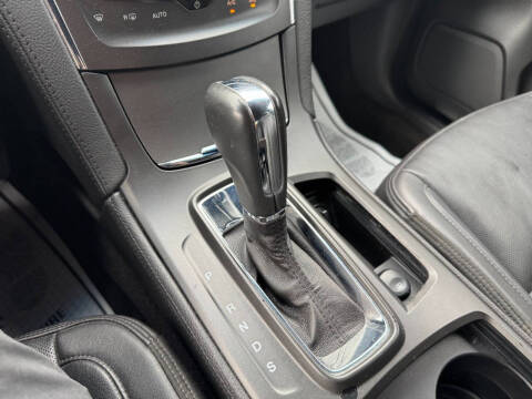 2013 Lincoln MKS