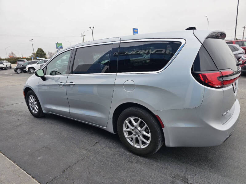 2024 Chrysler Pacifica Touring L