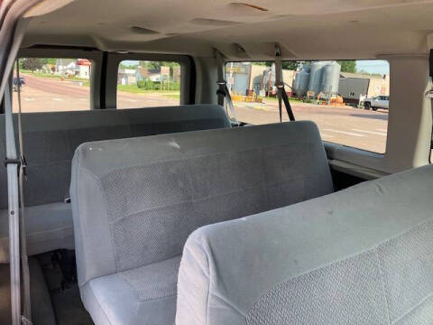 2006 Ford E-Series E-350 SD XLT