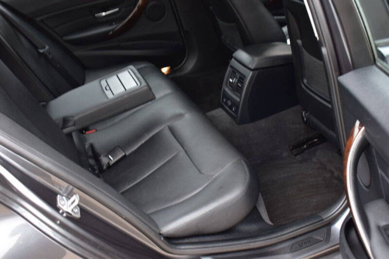 2015 BMW 3 Series 328i xDrive