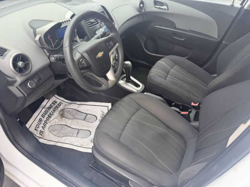 2013 Chevrolet Sonic LT Auto