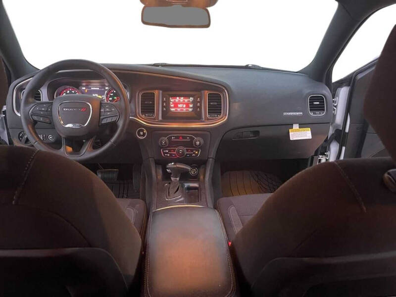 2015 Dodge Charger SE