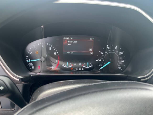 2020 Ford Escape SE