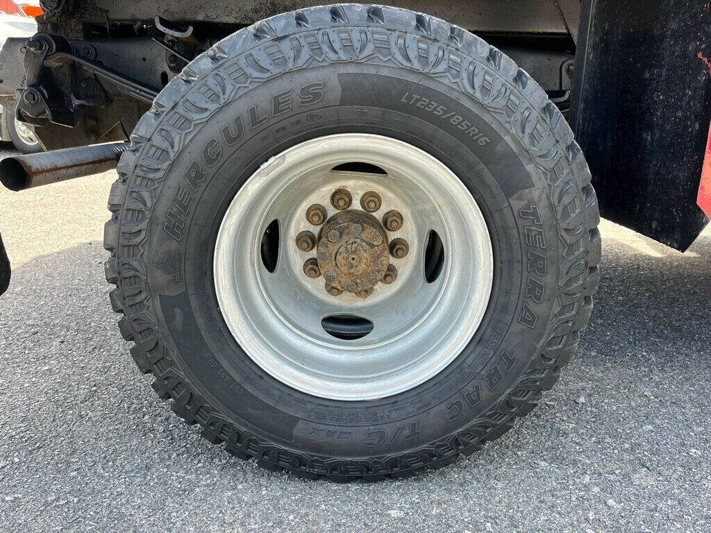 1988 Ford F-Super Duty 26