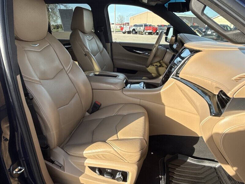 2018 Cadillac Escalade ESV Platinum