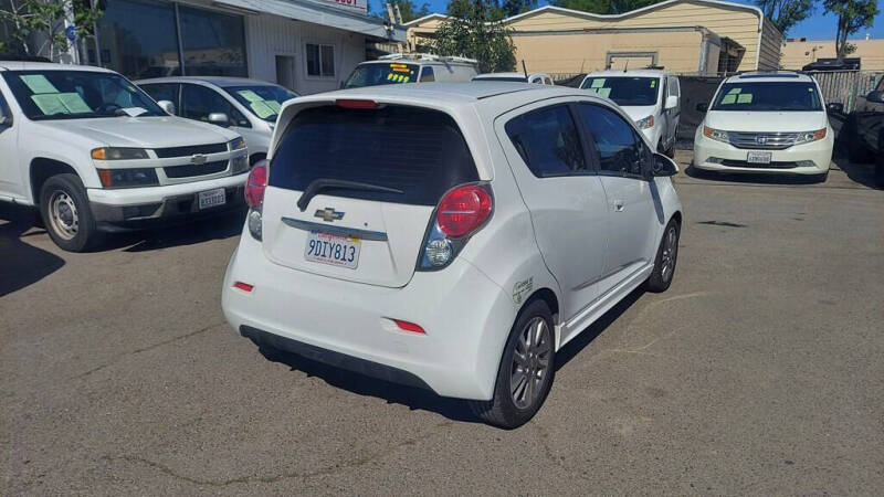 2014 Chevrolet Spark EV 1LT