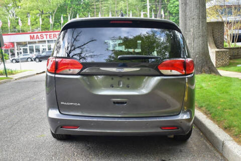 2019 Chrysler Pacifica L