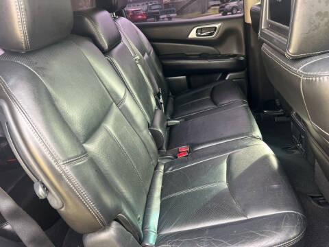 2013 Nissan Pathfinder Platinum